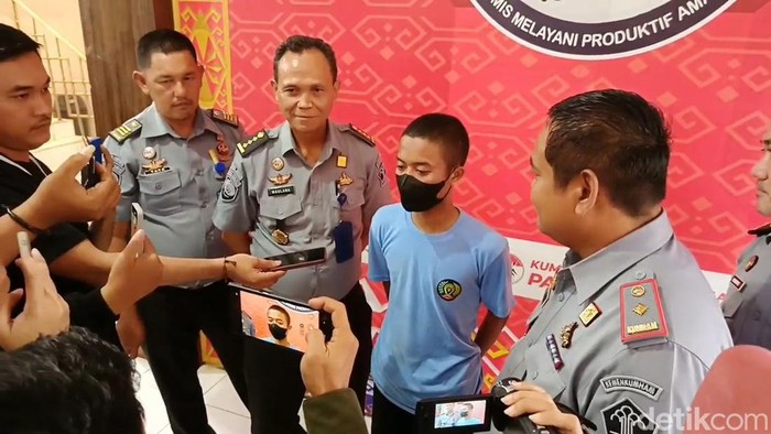 AEA, napi remaja pembunuh Briptu Singgih yang kabur dari lapas, berhasil ditangkap kembali.