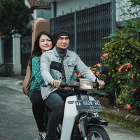 Sidang cerai Anji dan Wina akan digelar perdana pada 6 Juni 2024 di Pengadilan Agama Cibinong, Bogor, Jawa Barat. Foto: instagram Wina Natalia