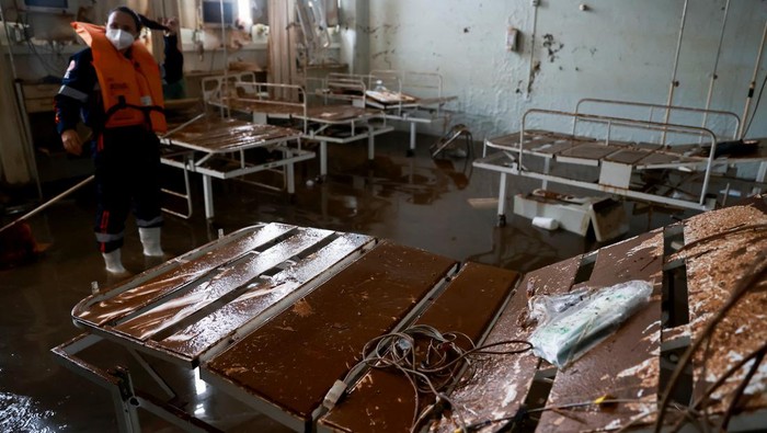 An emergency room at Canoas emergency hospital is seen after being submerged and destroyed during the floods in Canoas, Rio Grande do Sul, Brazil, May 20, 2024. REUTERS/Diego Vara