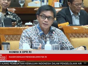 Dicecar Komisi X DPR, Kemdikbud Bakal Evaluasi soal Aturan UKT