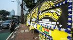 Duka Wafatnya Ebrahim Raisi, Karangan Bunga Penuhi Kedubes Iran di Jakarta