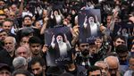 Duka Warga Iran Tangisi Meninggalnya Presiden Ebrahim Raisi