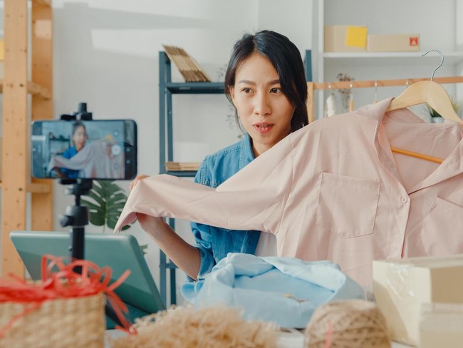 Ilustrasi content creator