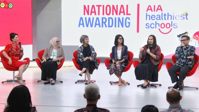 Program AIA Healthiest School Competition yang juga didukung oleh Kemendikbudristek RI ini telah diikuti oleh 145 sekolah kategori SD dan SMP dengan project yang terkumpul telah dikurasi dan dinilai oleh juri-juri profesional yang ahli di bidangnya.