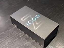 Unboxing iQOO Z9, HP Kencang Harga Rp 4 Jutaan