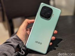 Unboxing iQOO Z9, HP Kencang Harga Rp 4 Jutaan