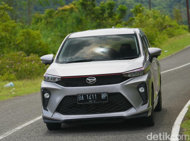 Kelana Daihatsu Xenia di Tanah Minang
