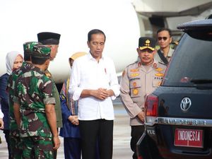 Kunjungi Lokasi Bencana Sumbar, Jokowi Sebut Penanganan Sudah Baik