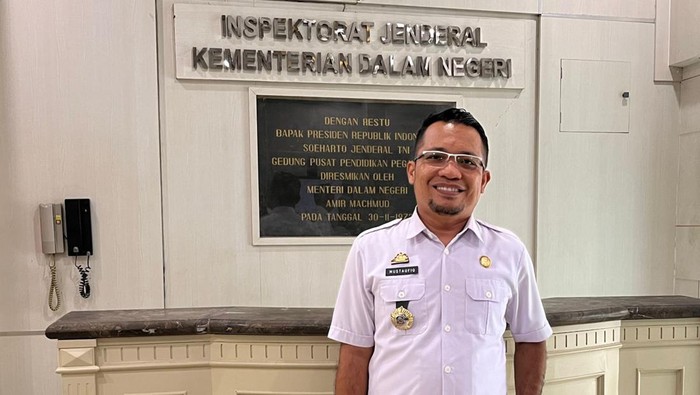 Kepala Disdukcapil Jeneponto Mustaufik.