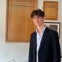 Kiran merupakan satu-satunya cucu Soekarno yang memiliki darah keturunan Jepang dan Belanda. Lahir pada tahun 2006, kini Kiran sudah mulai semakin dewasa. Foto: Instagram/@kartikasoekarnofoundation