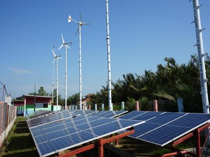 Kilang Pertamina Sulap Air dan Sinar Matahari Jadi Listrik untuk Desa di Sumsel