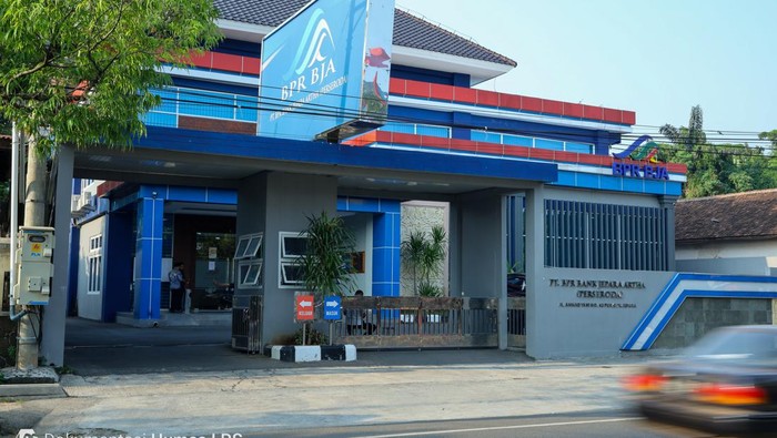 LPS menyebutkan proses pembayaran klaim penjaminan simpanan nasabah dan pelaksanaan likuidasi bank dilakukan setelah izin BPR Jepara Artha