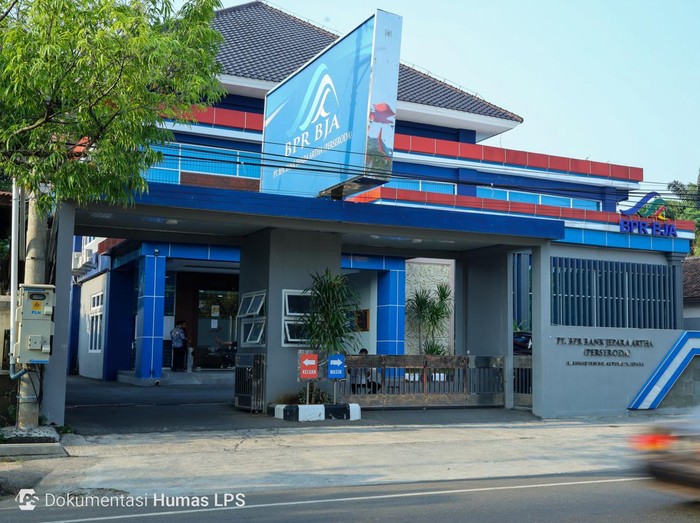 LPS menyebutkan proses pembayaran klaim penjaminan simpanan nasabah dan pelaksanaan likuidasi bank dilakukan setelah izin BPR Jepara Artha