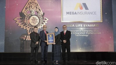 Mega Insurance Raih Penghargaan Property and Bank Award 2024