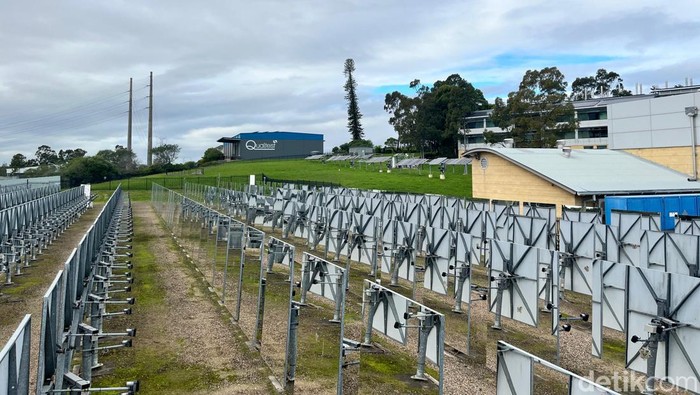 Australia menjadi salah satu negara yang mendorong transisi energi terbarukan. Teknologi di Negeri Kanguru tentu lebih maju dibandingkan Indonesia. Negara tersebut memiliki pusat penelitian sains dan industri khususnya untuk energi, yakni Commonwealth Scientific and Industrial Research Organisation (CSIRO).