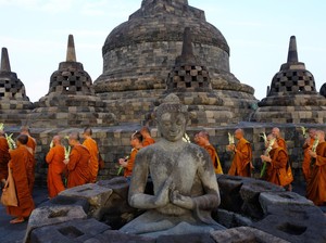 Daftar 7 Agama Tertua di Dunia, 2 Ada di Indonesia