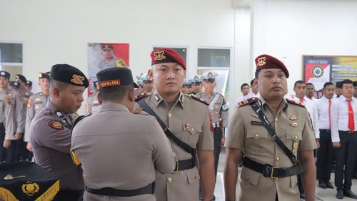 Upacara serah terima jabatan Kasat Reskrim Polres Manggarai Timur (Dok. Humas Polres Manggarai Timur)