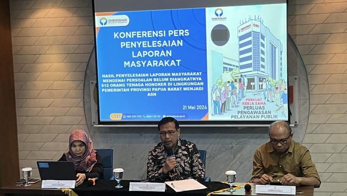 Ombudsman RI telah menyelesaikan aduan 512 tenaga honorer di Pemerintah Provinsi Papua Barat yang menuntut haknya diangkat menjadi abdi negara