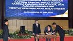 Penghargaan untuk Praja IPDN dan Alumni