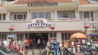 Petak Enam Glodok merupakan community space yang berlokasi di Pancoran, Glodok. Di kawasan ini hadir banyak penjual makanan legendaris dan kekinian. Foto: Muhammad Lugas Pribady/detikcom