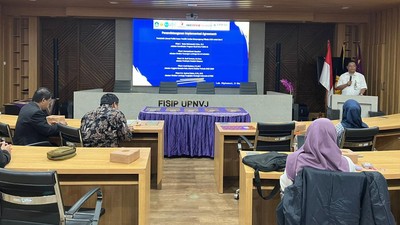 Seminar Nasional Literasi Politik untuk Gen Z