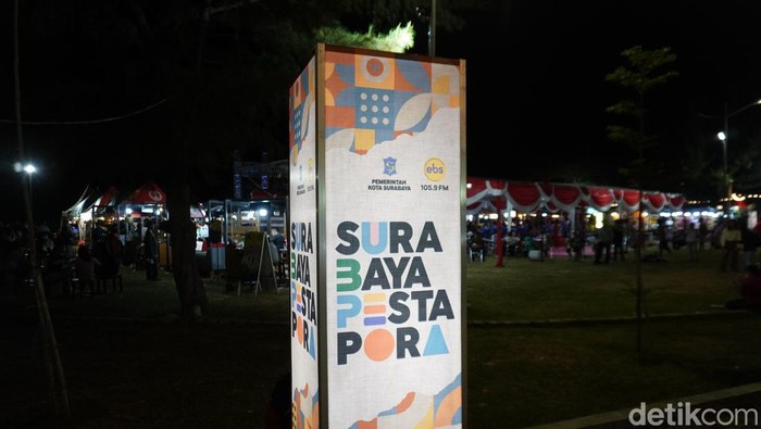 Serunya Festival Tepi Pantai di THP Kenjeran Surabaya.