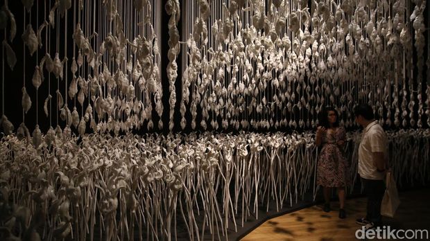 Siap-siap Terpukau Instalasi Hiperealistis Karya Patricia Piccinini di Museum Macan