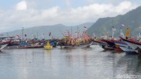 Selain wujud syukur atas hasil laut yang melimpah, larung Sembonyo juga sebagai bentuk penghormatan terhadap tokoh pendahulu yang telah membuka kawasan Prigi.