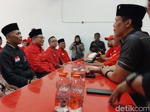 Wabup Malang Didik Gatot Subroto Kembalikan Form Bacawali ke PDIP Kota Batu