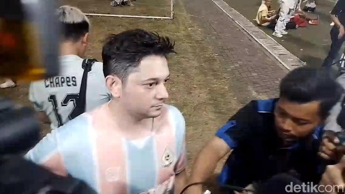 Andrew Andika muncul di tengah tuduhan selingkuhi Tengku Dewi.