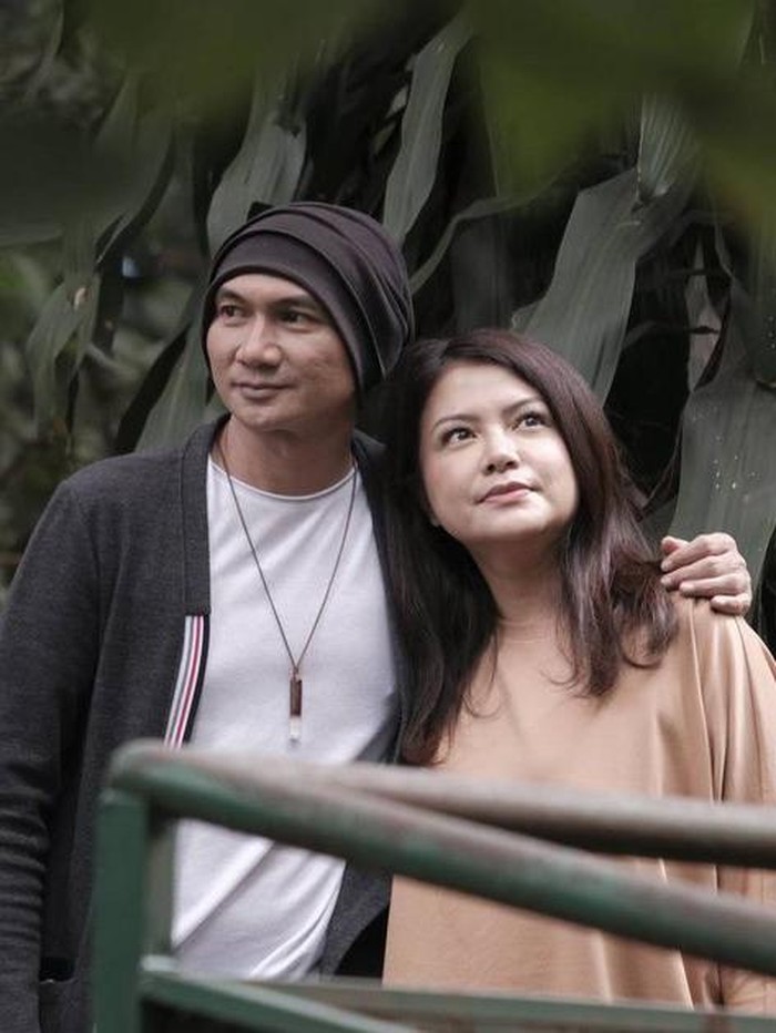 Potret harmonis Anji dan Wina Natalia.