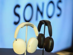 Canggihnya Headphone Premium yang Baru Debut