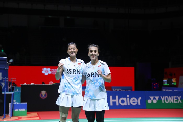Ganda putri Indonesia Febriana Dwipuji Kusuma/Amalia Cahaya Pratiwi