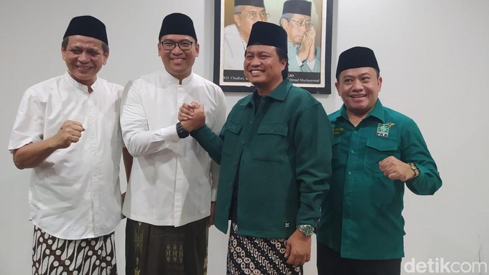 Ketua DPD Gerindra Jateng Sudaryono bertemu Ketua DPW PKB Jateng KH Muhammad Yusuf Chudlori atau Gus Yusuf di Ponpes API Tegalrejo, Rabu (22/5/2024).