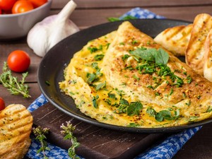 7 Sayuran Paling Cocok untuk Isian Omelet, Sarapan Jadi Lebih Bergizi