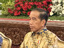 Jokowi Ketar-ketir Dolar AS Sempat Tembus Rp 16.200: Kemarin Ngeri Juga!