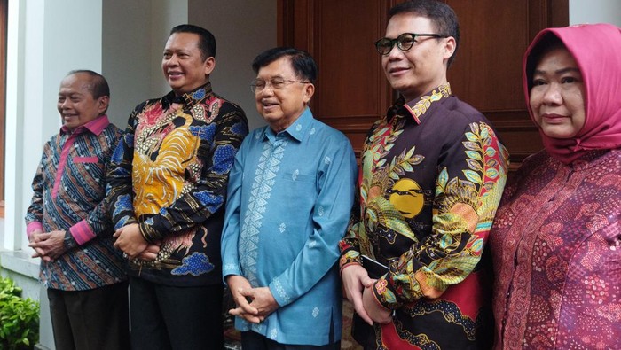 Jusuf Kalla disambangi pimpinan MPR RI di kediamannya, Jakarta, Rabu (22/5/2024).