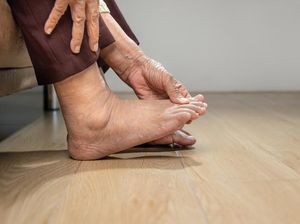 Waspada! Gejala di Kaki Seperti Ini Bisa Jadi Tanda Masalah Gagal Jantung