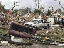 Tornado Dahsyat Terjang Iowa AS, Picu Kehancuran-Korban Jiwa