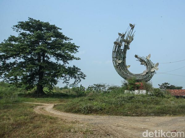 Lihat Lebih Dekat Potret Kota Mati Tommy Soeharto di Karawang