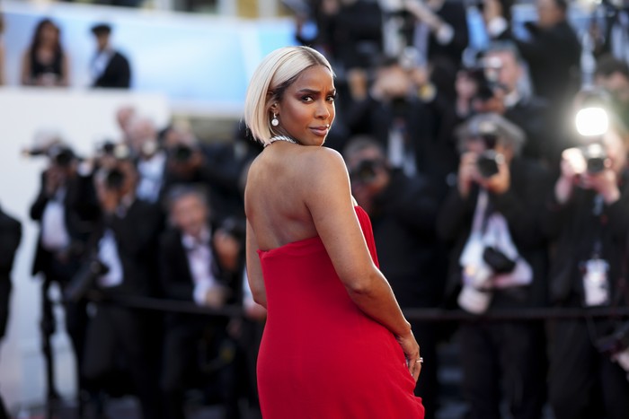 Kelly Rowland poses for photographers upon arrival at the premiere of the film Marcello Mio at the 77th international film festival, Cannes, southern France, Tuesday, May 21, 2024. (Photo by Scott A Garfitt/Invision/AP)