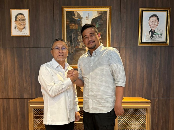Ketum PAN Zulkifli Hasan saat bertemu Bobby Nasution di Jakarta