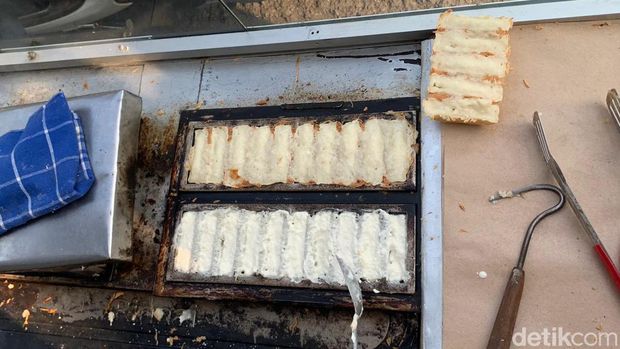 Kue Gandos Pak Wawan di dekat Taman Sari Jogja