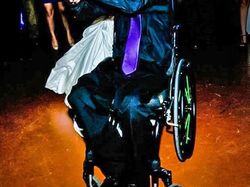 Kumpulan Foto Humanis Bikin Hati Bergetar dan Haru