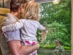 Kumpulan Foto Humanis Bikin Hati Bergetar dan Haru