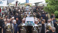 Kepala staf Angkatan Bersenjata Iran Mayor Jenderal Mohammad Bagheri telah memerintahkan penyelidikan terhadap penyebab kecelakaan helikopter yang menewaskan Raisi dan rombongannya. (Iranian Presidency Office via AP)  
