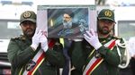 Pelayat Penuhi Jalanan Iran Saat Prosesi Pemakaman Presiden Ebrahim Raisi