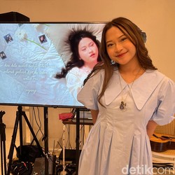 Lulus Kuliah Jadi Pembuktian Raissa Anggiani Bisa Bermusik Sambil Belajar