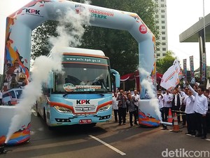 KPK Lepas Roadshow Bus Antikorupsi Keliling Indonesia
