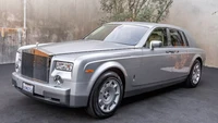Wujud Rolls Royce Phantom yang Dijual Murah, Lebih Mahal Biaya Servisnya!